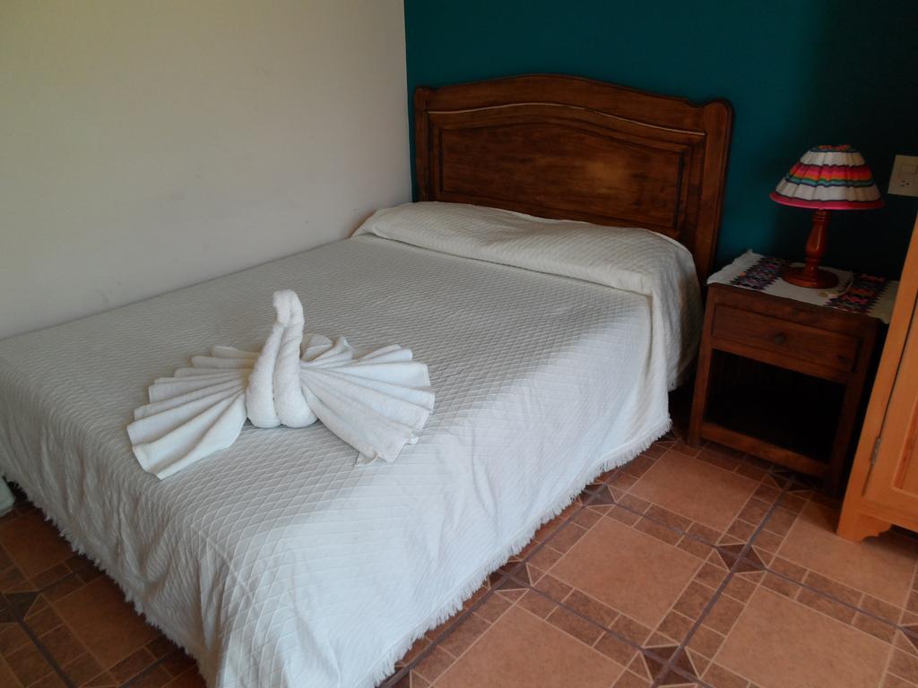 Hotel Posada Las Rosas San Cristóbal de Las Casas Dış mekan fotoğraf