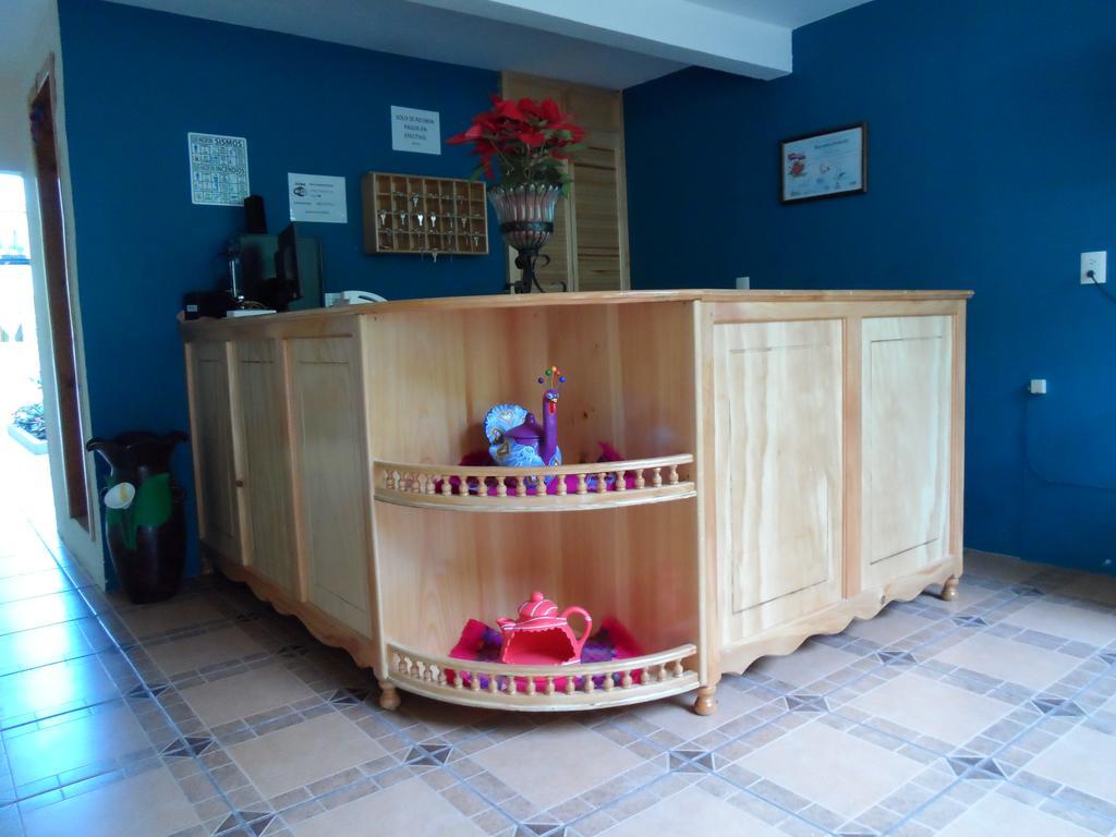 Hotel Posada Las Rosas San Cristóbal de Las Casas Dış mekan fotoğraf